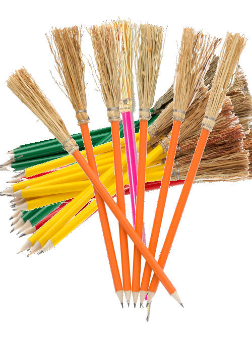Set of five eco pencils inspired by Mendi’s broom-making heritage, featuring millet-straw leftovers from Spain – sustainable “witches’ broomstick” stationery.